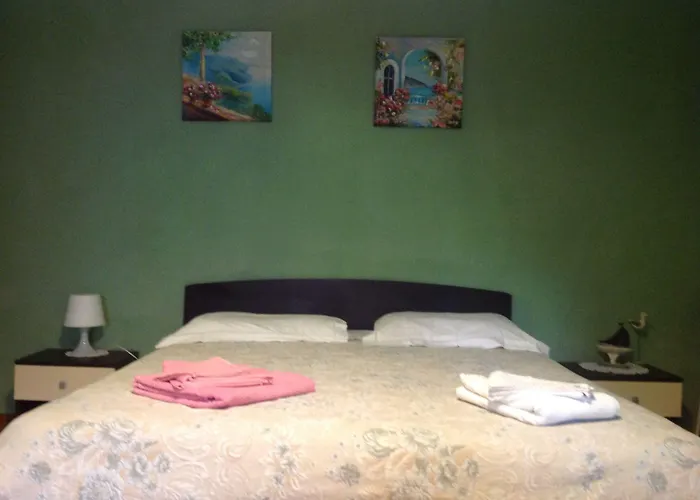 Alojamento de Acomodação e Pequeno-almoço Borgo Antico Papasidero